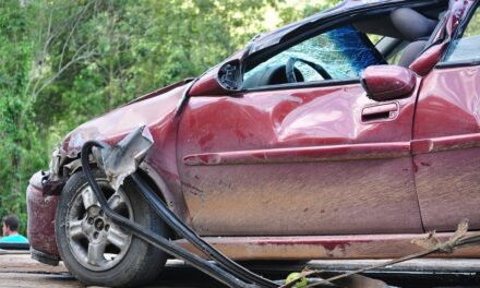 Tri saobraćajne nezgode- jedna lakše i dve osobe teže povređene