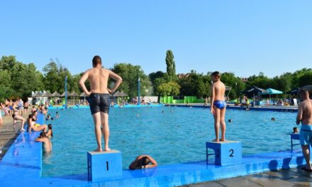 SUTRA U PODNE  OTVARA SE KUPALIŠNA SEZONA NA BAZENU