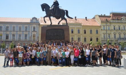 GRAD UGOSTIO NAJBOLJE UČENIKE SREDNJOBANATSKOG OKRUGA