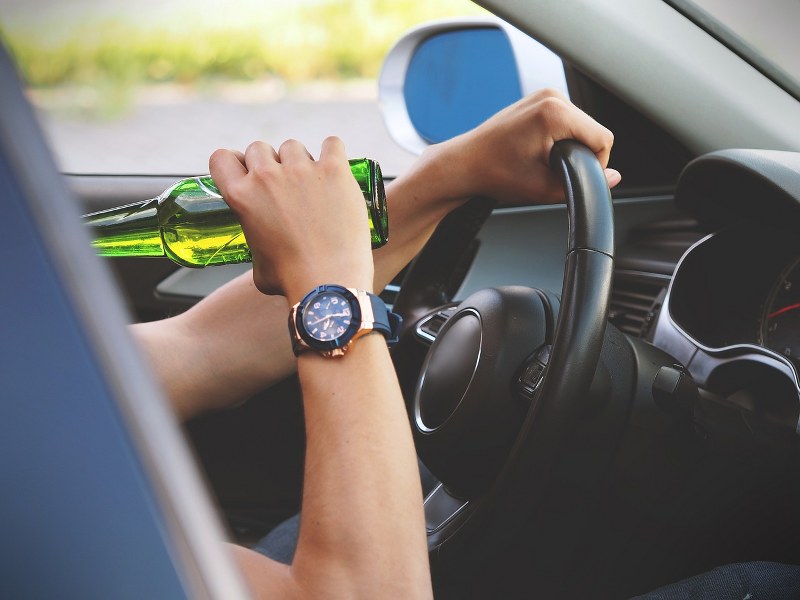 Iz saobraćaja isključeno 17 vozača  zbog upravljanja vozilom pod uticajem alkohola
