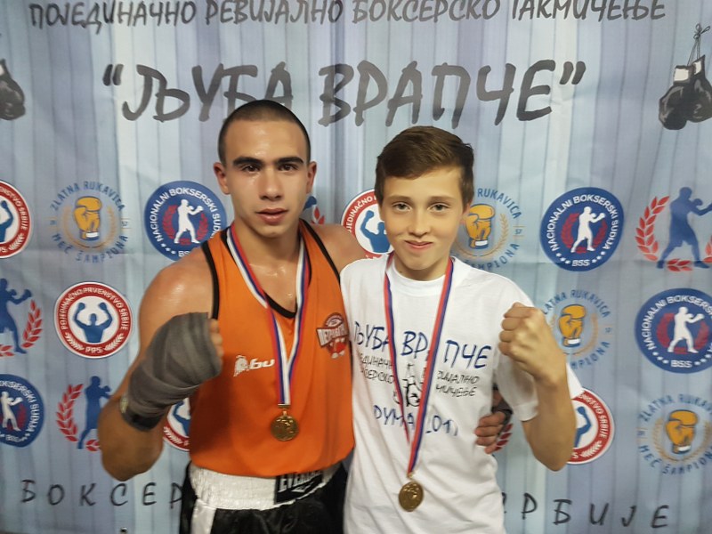 Luka Ivić Jukić i Nenad Momirski blistali na bokserskom turniru u Rumi