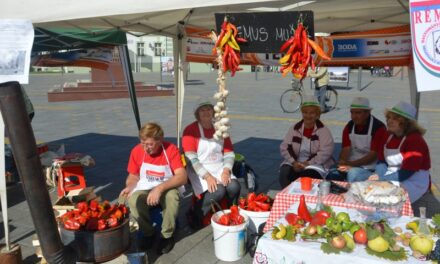 Ekipa Remus iz Mužlje pripremila najbolji ajvar u Zrenjaninu