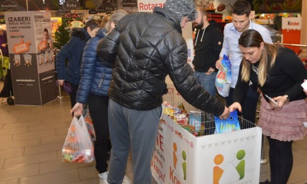 Održana „Korpa solidarnosti“ u Gomex Totalu