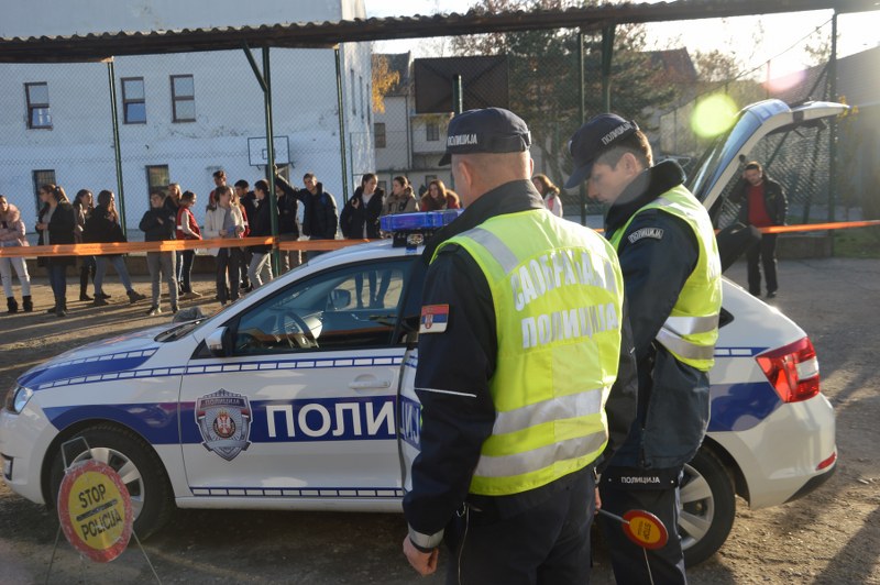 Dve osobe lakše povređene – 18 vozača isključeno iz saobraćaja proteklog vikenda