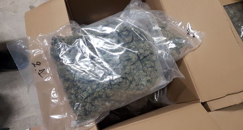 U Zrenjaninu uhapšeno pet osoba i zaplenjeno 6 kg marihuane