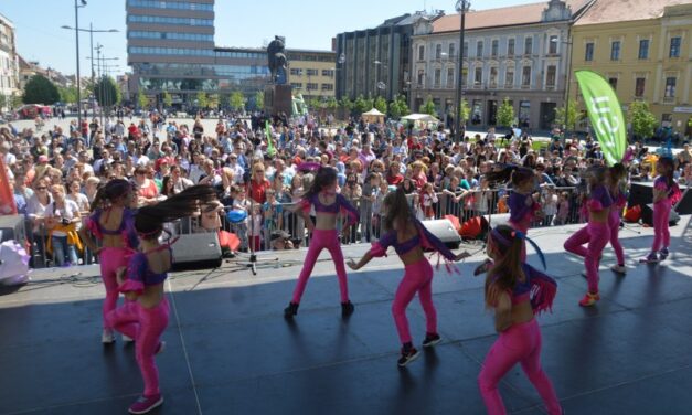 „BUĐENJE PROLEĆA“ U CENTRU ZRENJANINA (FOTO)