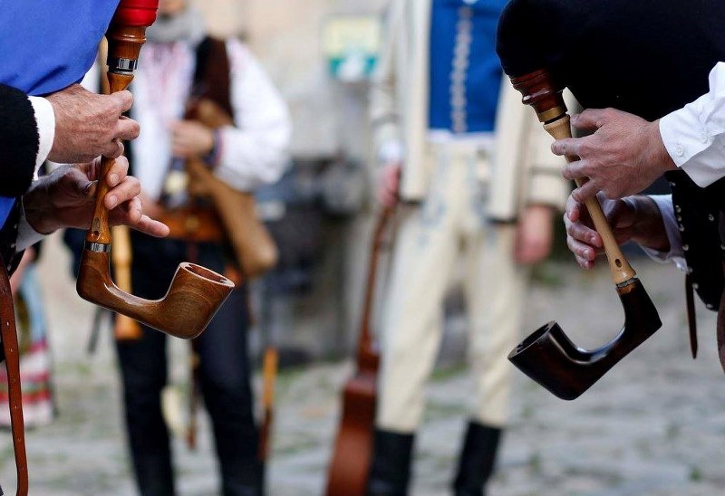 PRVI FESTIVAL TRADICIONALNIH INSTRUMENATA  „ROG BANATA“