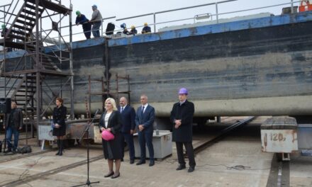 Ministarka Zorana Mihajlović obišla izgradnju obilaznice i prisustvovala otvaranju brodogradilišta u Zrenjaninu