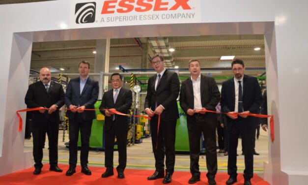Aleksandar Vučić svečano otvorio prvi pogon Essex kompanije u Zrenjaninu (FOTO)