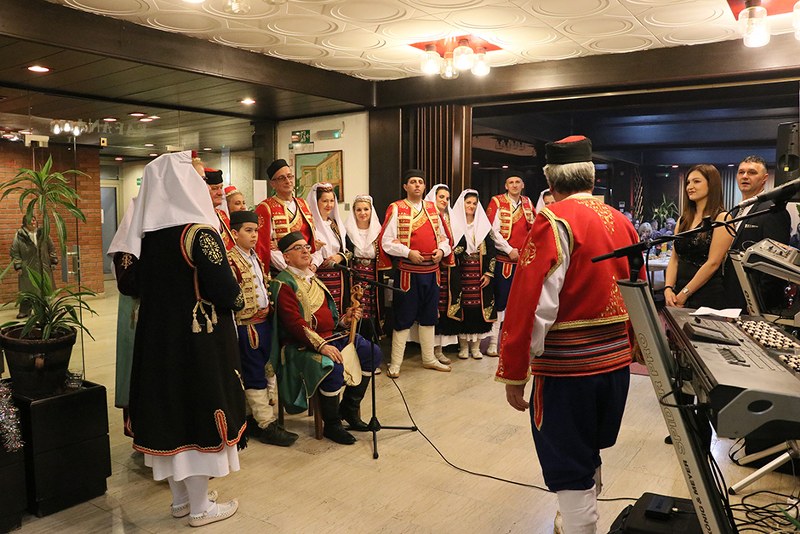 IZVORNA GRUPA „ERCEGOVINA SEČANJ“ ČUVAR TRADICIJE HERCEGOVACA