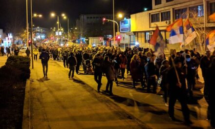 U Zrenjaninu sinoć održan drugi protest „1 od 5 miliona“