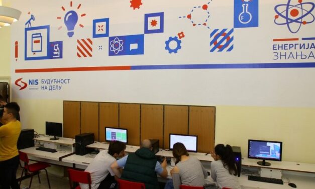 NIS obezbedio najsavremeniju IT opremu  u 20 škola u Zrenjaninu