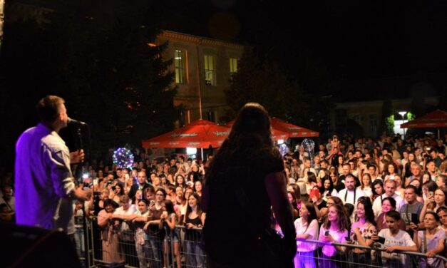 POČELI „TAMIŠKI DANI“-LEXINGTON BEND ODRŽAO KONCERT U SEČNJU (VIDEO)