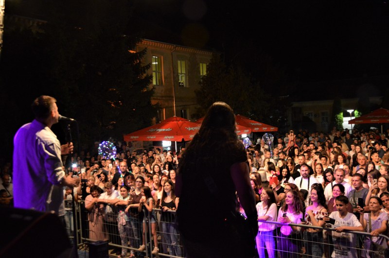 POČELI „TAMIŠKI DANI“-LEXINGTON BEND ODRŽAO KONCERT U SEČNJU (VIDEO)