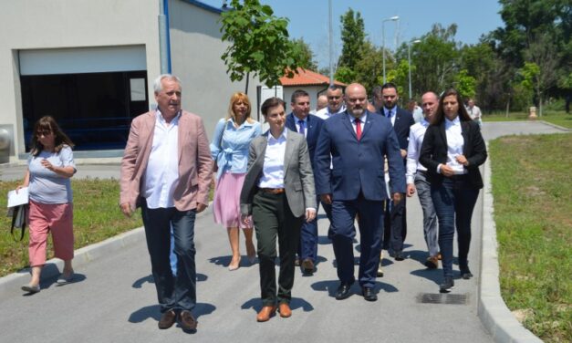 Ana Brnabić: Vlada Srbije razgovara sa investitorom o kupovini fabrike vode u Zrenjaninu