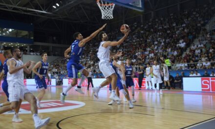 SRBIJA BOLJA OD FINSKE U PREPUNOJ KRISTALNOJ DVORANI (FOTO)