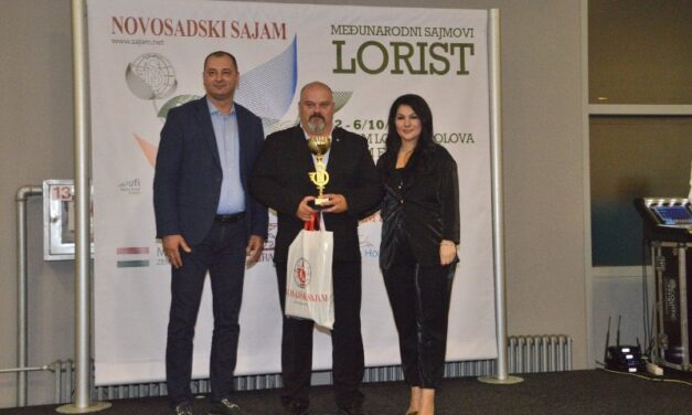 Grad Zrenjanin dobio nagradu za visok kvalitet u organizaciji manifestacija