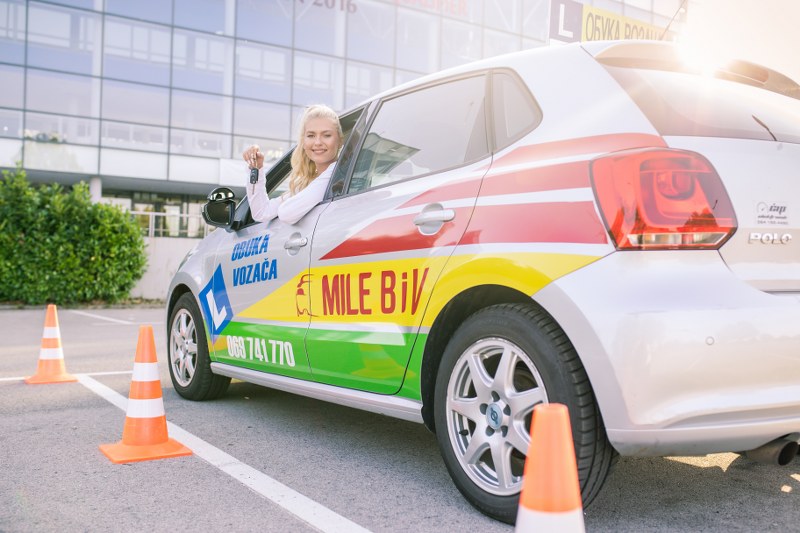 ISKORISTITE NEVEROVATAN POPUST U AUTO ŠKOLI MILE BiV