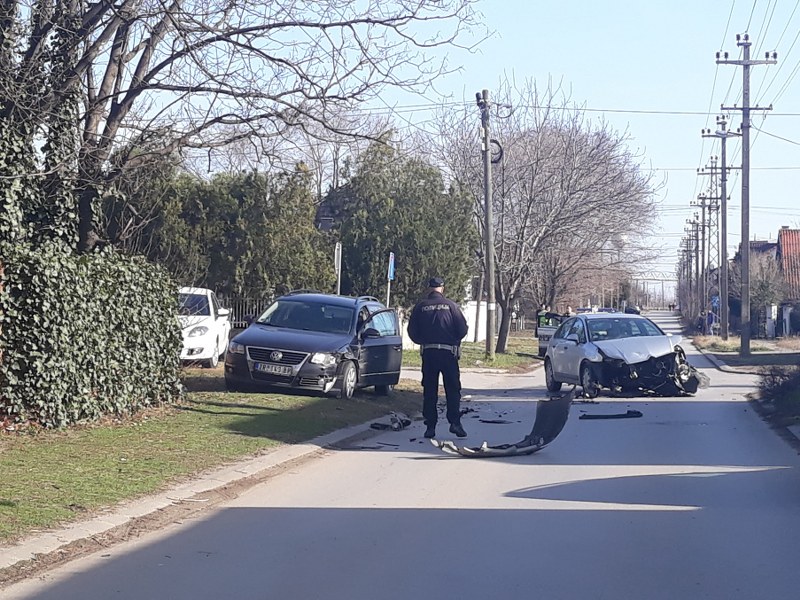 SUDAR NA ZELENOM POLJU ZBOG NEPOŠTOVANJA PRAVA PRVENSTVA PROLAZA (FOTO)