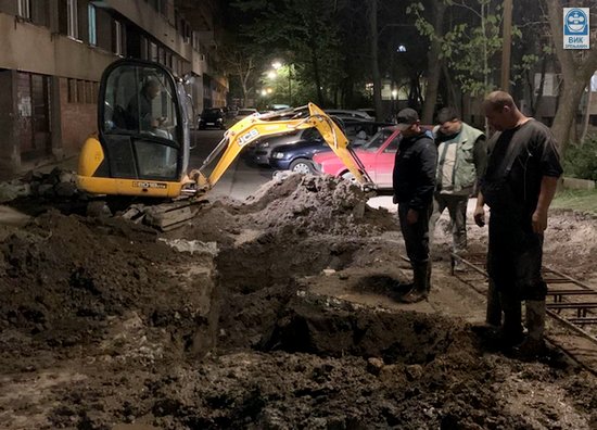 Tokom izvođenja radova Gradska toplana oštetila vodovodnu cev- Nekoliko ulica bez vode