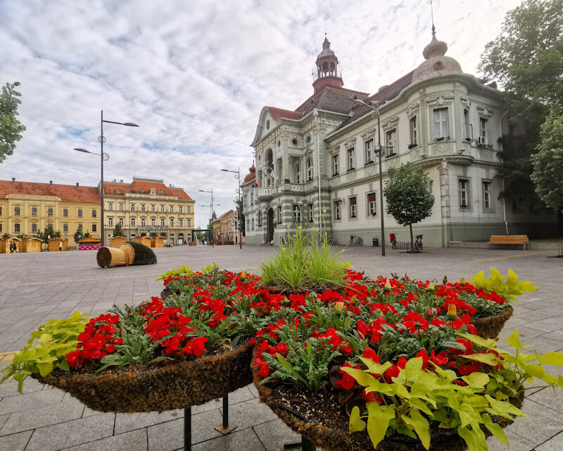 UREĐEN CENTAR GRADA