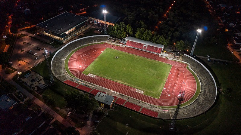 TESTIRANI REFLEKTORI NA STADIONU