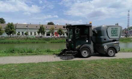 Radnici JKP “Čistoća i zelenilo” nastavljaju sa uređenjem grada