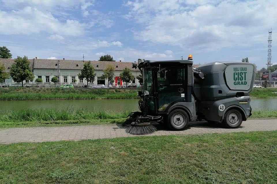 Radnici JKP “Čistoća i zelenilo” nastavljaju sa uređenjem grada