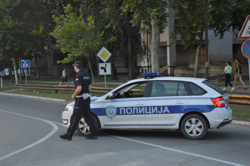 3 saobraćajne nezgode zbog alkohola i neprilagođene brzine