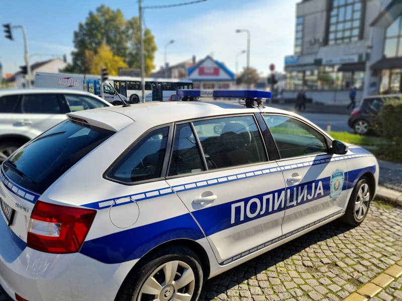 POLICIJA PO PRIJAVI IZAŠLA NA BIRAČKO MESTO 48 U ZRENJANINU