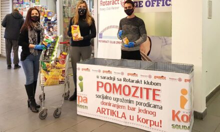 Božićna korpa solidarnosti u Supermarketu Total