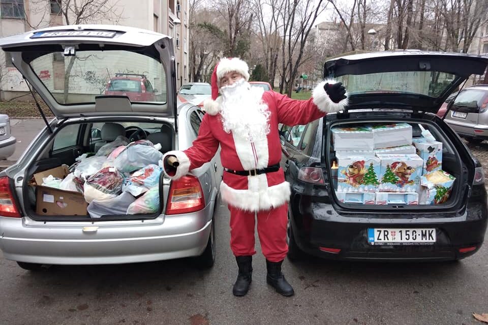 HUMANOST NA DELU: ZRENJANINCI DELE PAKETIĆE