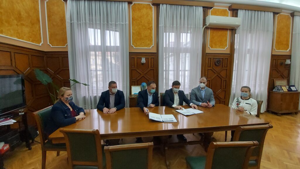 Potpisan Memorandum o saradnji – Ruska humanitarna misija realizovaće projekte u Zrenjaninu