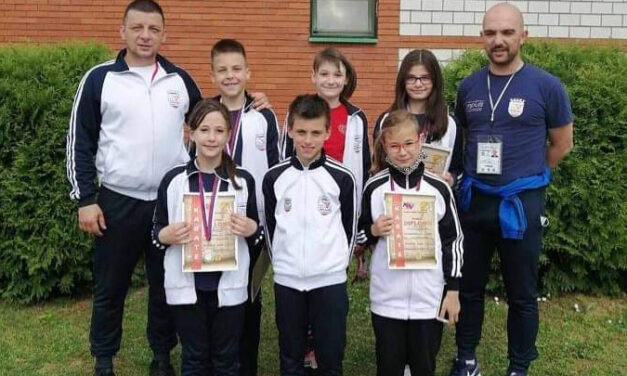 Četiri medalje na Dunav kupu za karatiste Zrenjanina