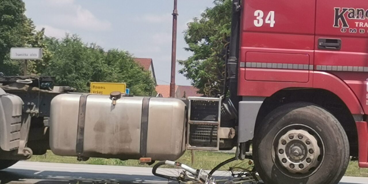 KAMION PREGAZIO BICIKLISTU KOD AUTOBUSKE STANICE