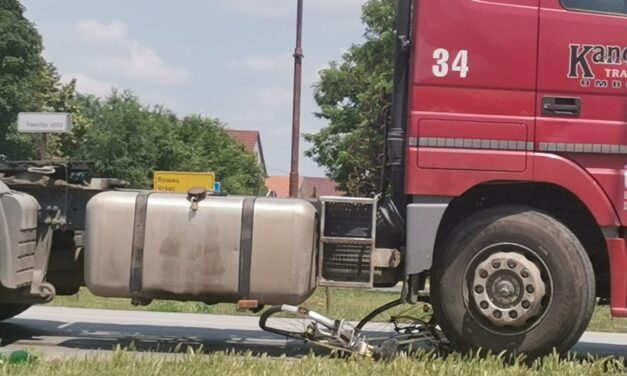 KAMION PREGAZIO BICIKLISTU KOD AUTOBUSKE STANICE