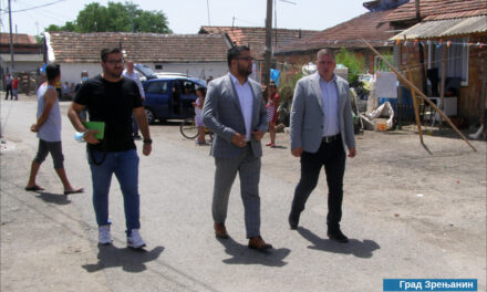 Državni sekretar Stevan Gligorin posetio naselje Dudara