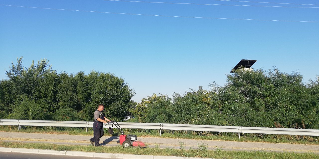 „Čistoća“ nastavlja sa redovnim aktivnostima na uređivanju grada  