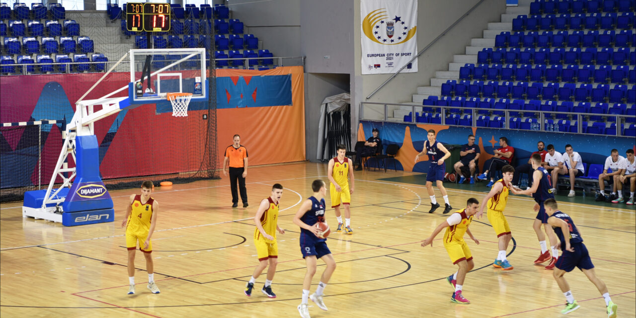 Košarkaška selekcija Srbije do 18 godina na pripremama u Zrenjaninu