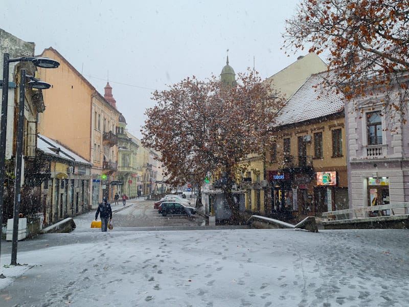 STIŽU NAM LEDENI DANI