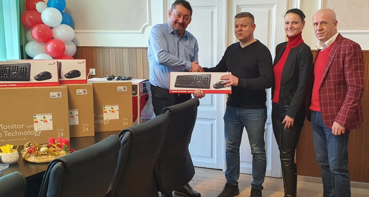 Opština Sečanj obezbedila računarsku opremu za zrenjaninsku bolnicu