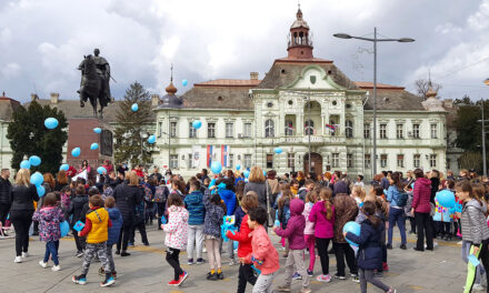 U ZRENJANINU OBELEŽEN SVETSKI DAN AUTIZMA