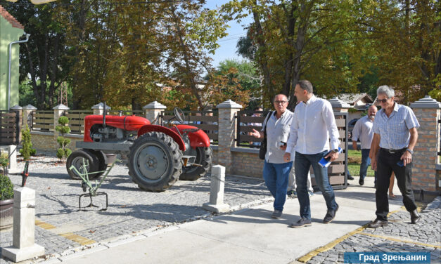 Gradonačelnik posetio Lukićevo – selo sa dve važne fabrike