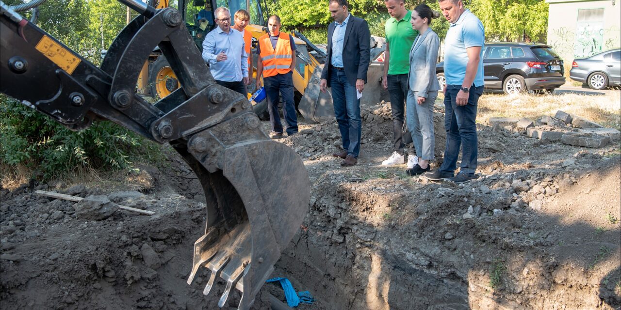 Grad nabavlja cisterne za pijaću vodu- fabrika vode za Vladu Srbije projekat od posebnog značaja