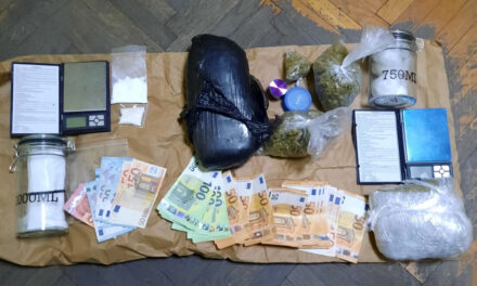 Pretresom stana i 2 kuće policija pronašla 23 grama kokaina, 750 grama amfetamina i kilogram marihuane