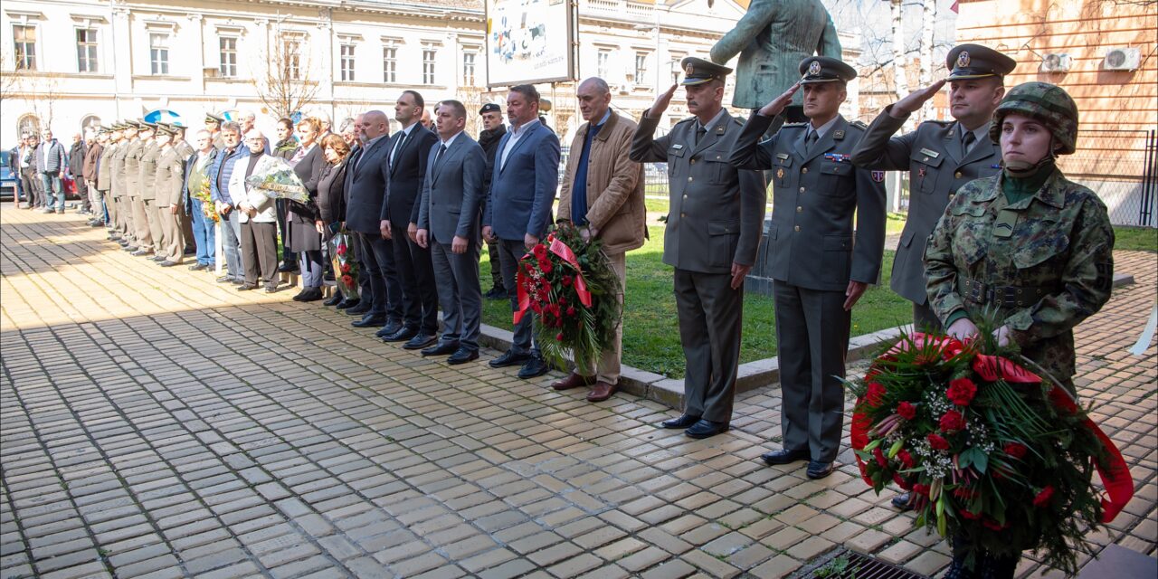 U Zrenjaninu obeležen  Dan sećanja na žrtve NATO agresije na našu zemlju