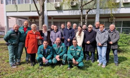 Zahvaljujući donaciji Rotari kluba zasađene sadnice ispred fakulteta