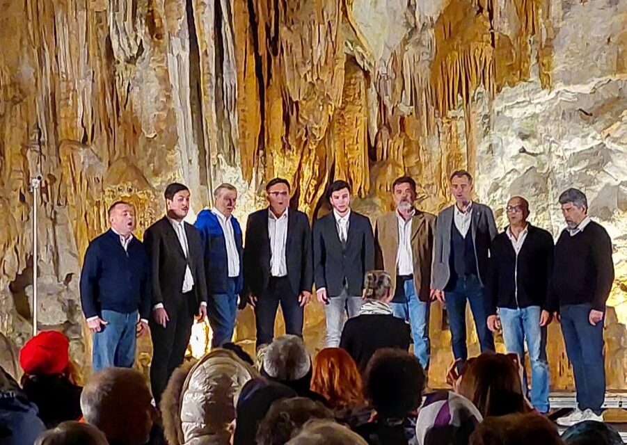 Muška vokalna grupa Panonika sjajno započela novu sezonu na horskom festivalu u Opatiji (VIDEO)