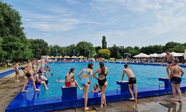 Promenjeno radno vreme i cena ulaznice na Gradskom bazenu