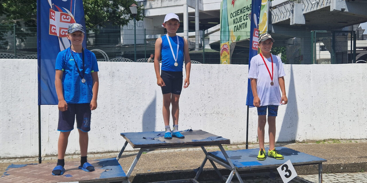 Mladi  kajakaši Begeja osvojili 5 medalja na Adi Ciganliji